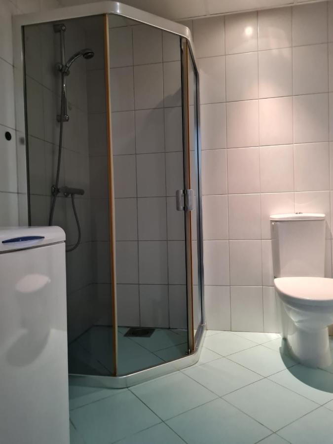 Cozy One Bedroom Apartment In City Center Tallinn Exterior photo